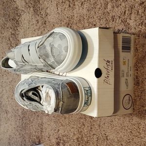 Blowfish size 7 gray camouflage